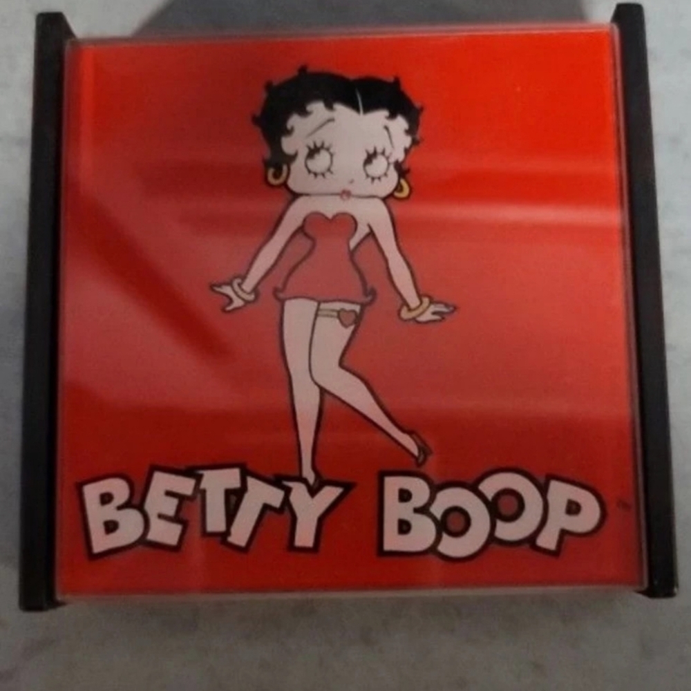 Betty Boop Coasters Set - Picture 2 of 2